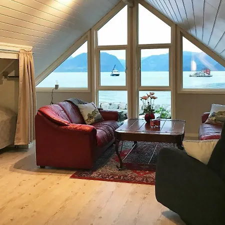Holiday Iii Feriehus Skånevik
